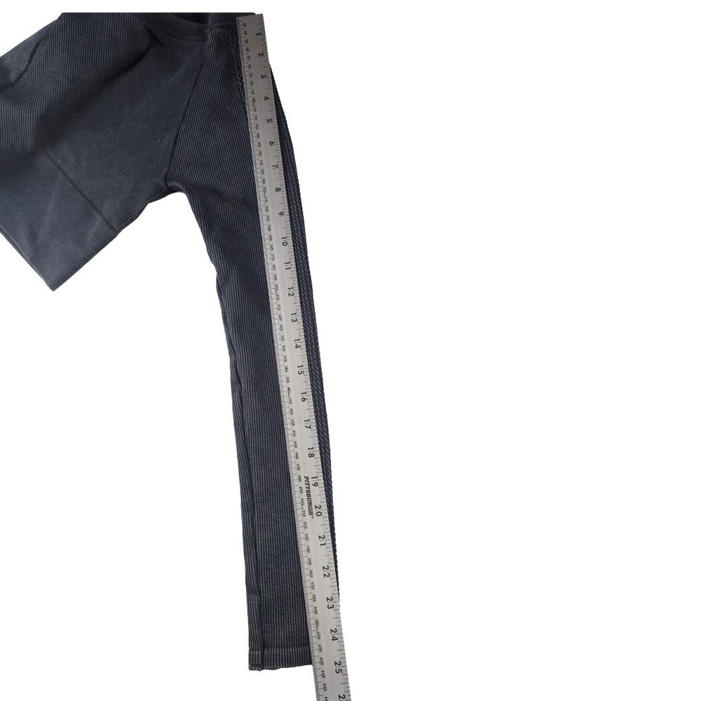 Offline by Aerie Top Long Sleeve Cropped‎ Distressed Black Size XS - Picture 6 of 8